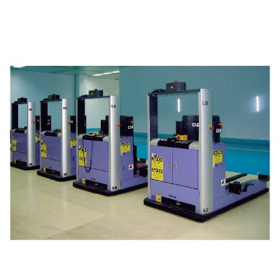 Automatic guided vehicle, industrial robot